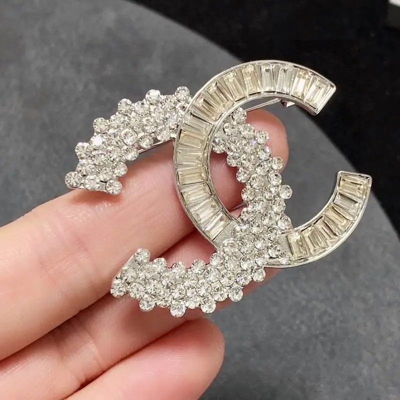 Chanel brooch 1lyx41 (8)